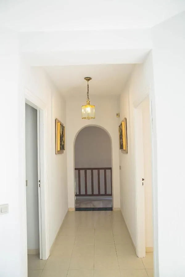 Apartment Espaciosa Villa En Mijas Costa Para 10 Personas Malaga
